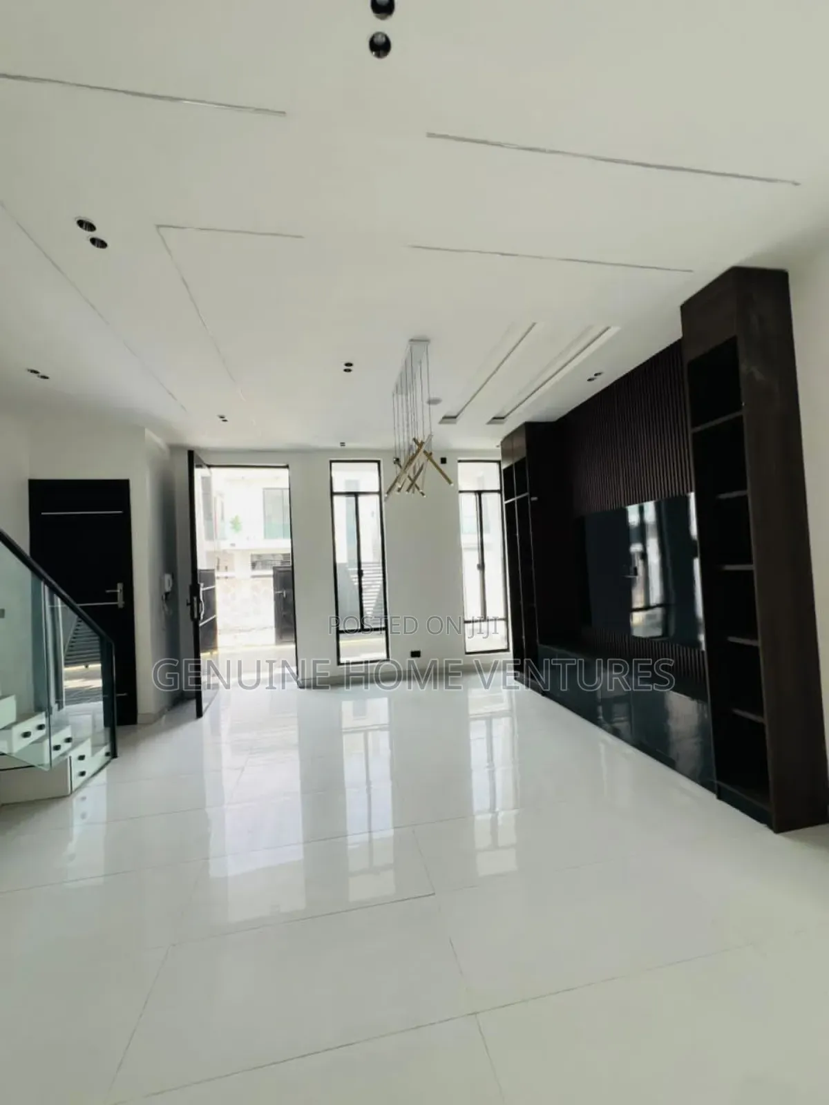 4bdrm Duplex in Orchid, Chevron for sale in Chevron