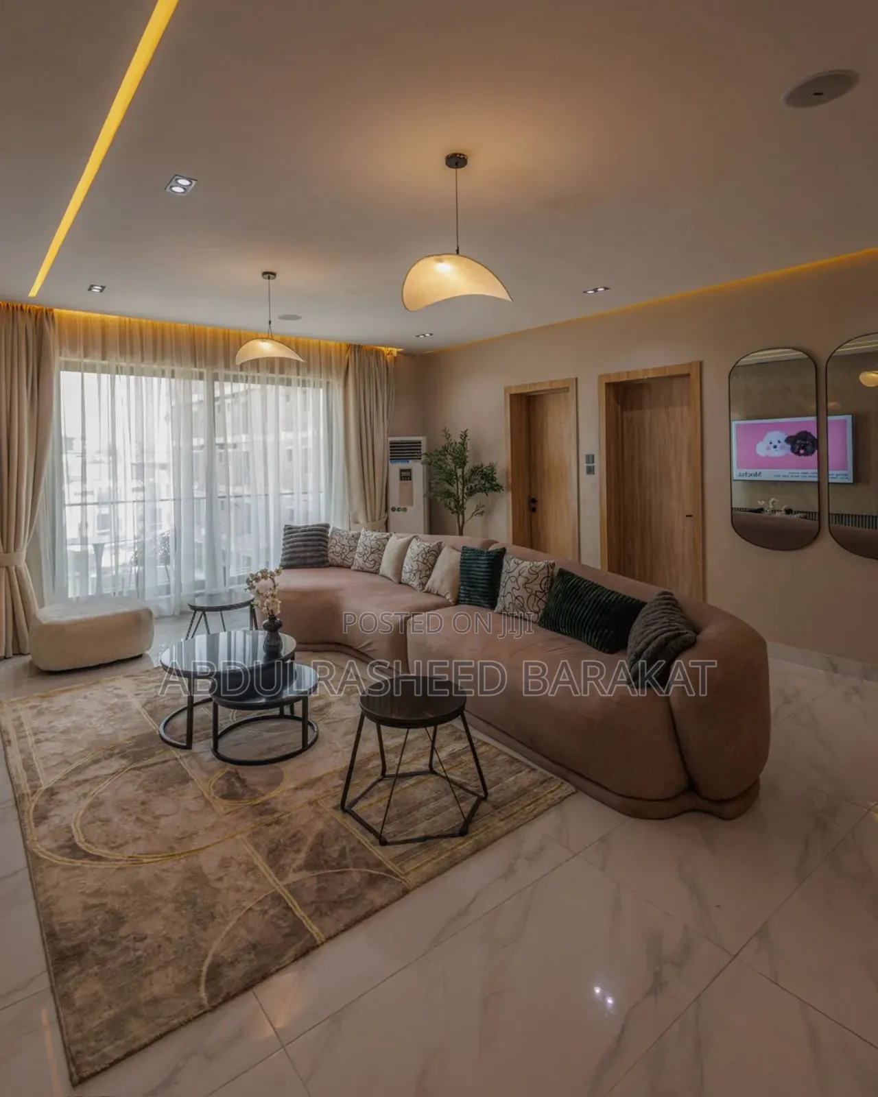 Luxury 2bedroom Apartment With Balcony/Pool/Gym in Lekki Phase 1