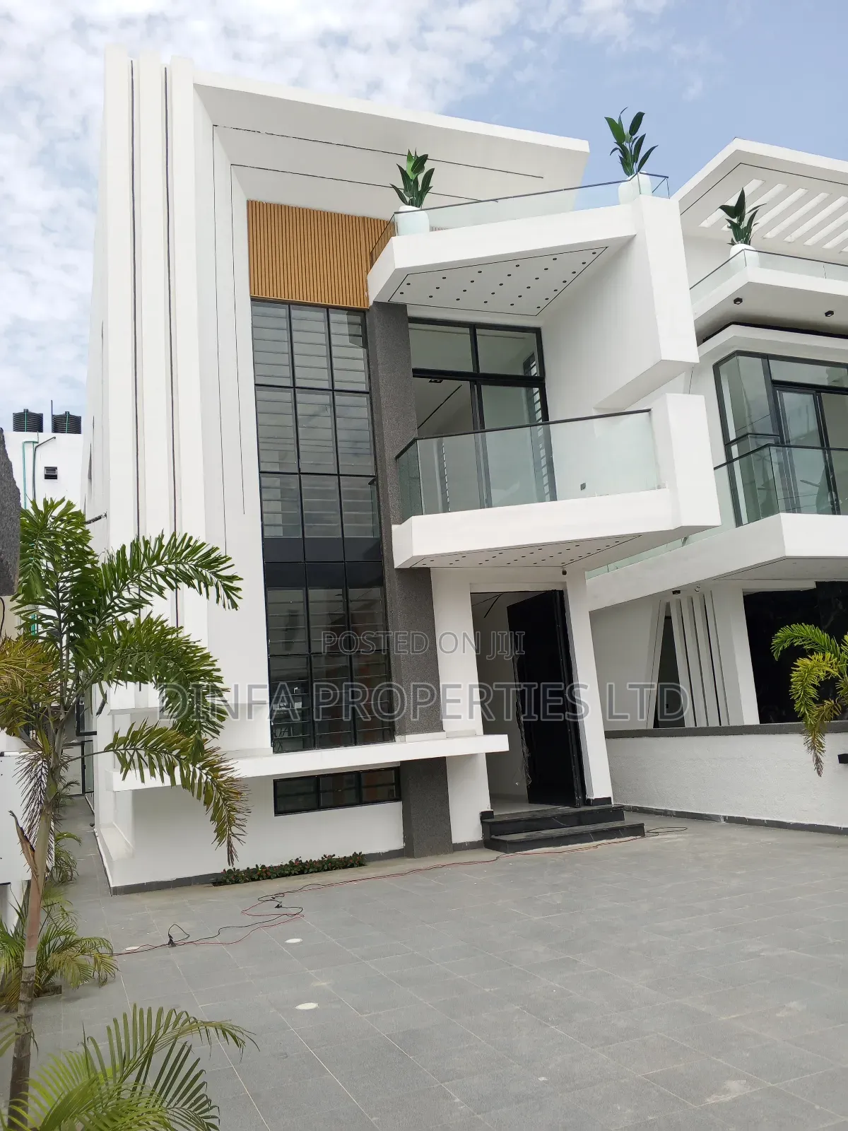 5bdrm Duplex in Oral Estate, Ikota for sale in Ikota