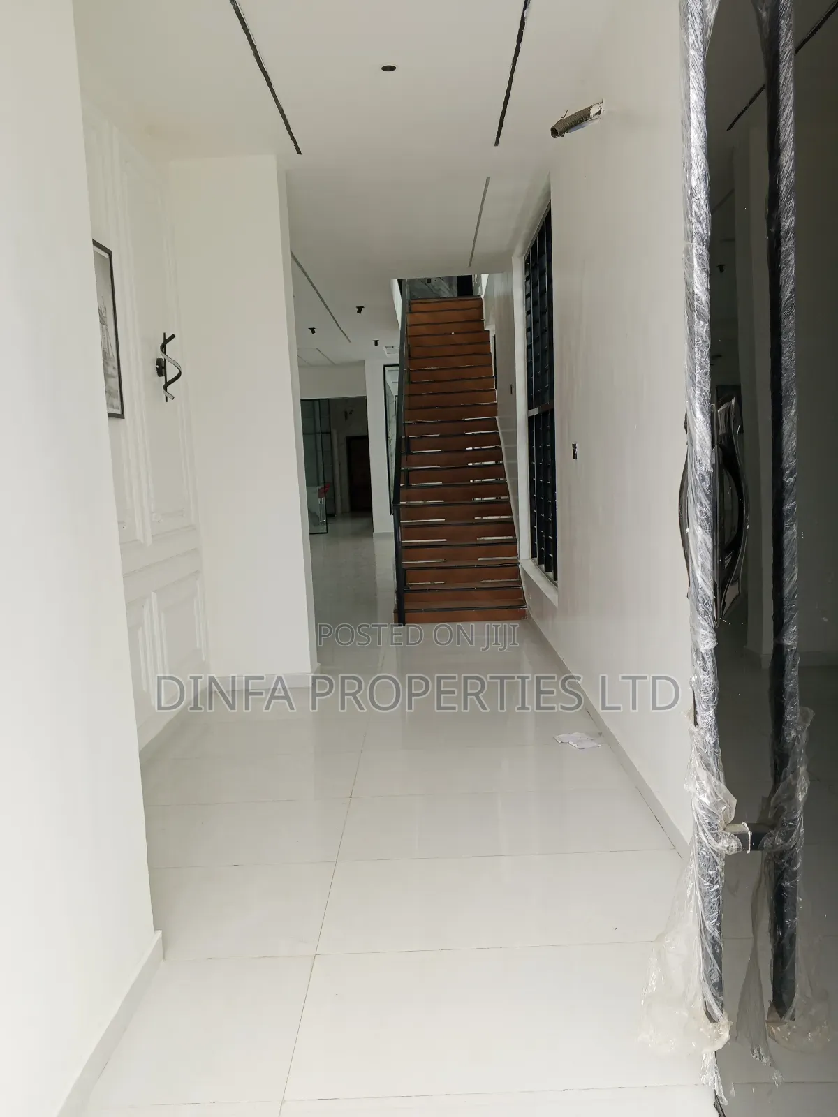 5bdrm Duplex in Oral Estate, Ikota for sale in Ikota