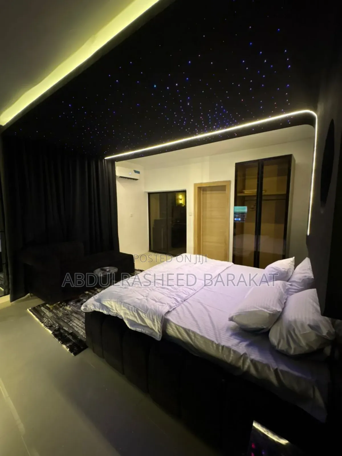 Luxury Studio Apartment With a Fully Kitted Kitchen in Lekki Phase 1