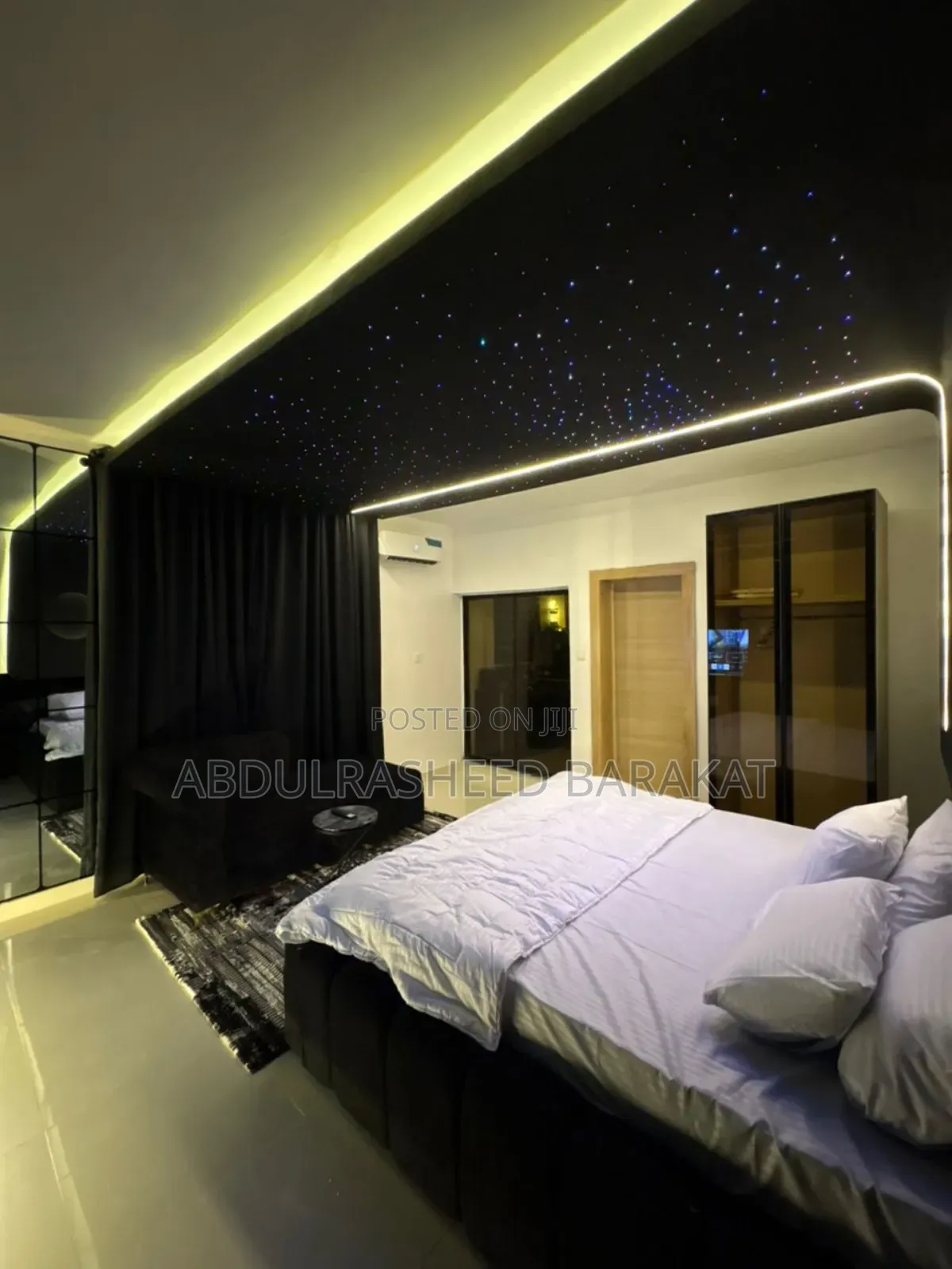 Luxury Studio Apartment With a Fully Kitted Kitchen in Lekki Phase 1