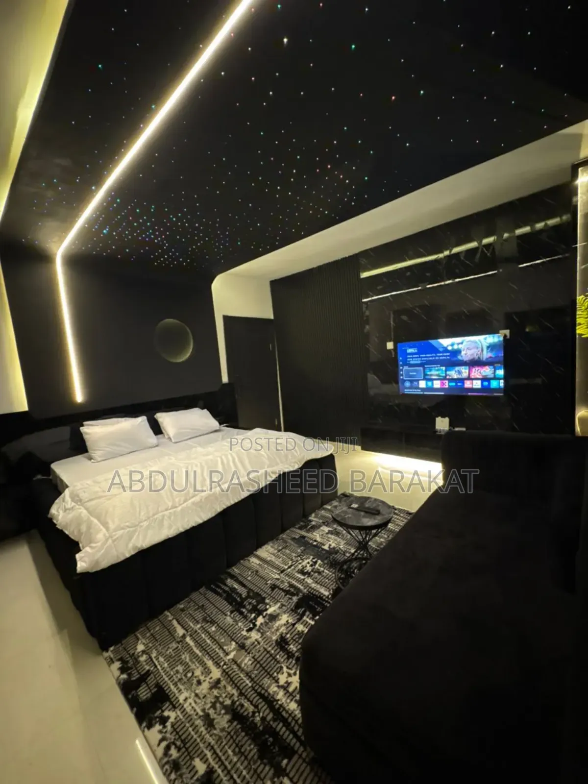 Luxury Studio Apartment With a Fully Kitted Kitchen in Lekki Phase 1