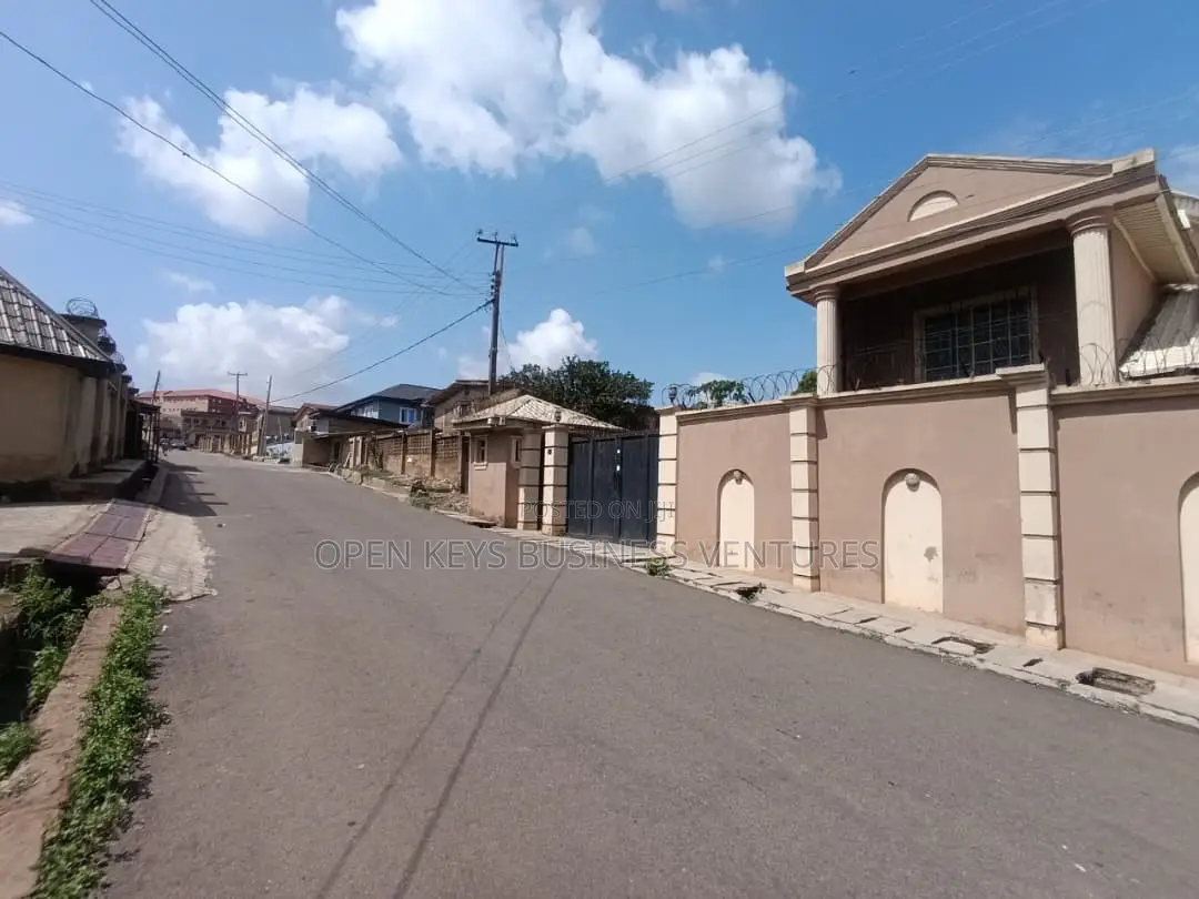 2bdrm Duplex in Tinubu, Iwo Road for sale in Iwo Road