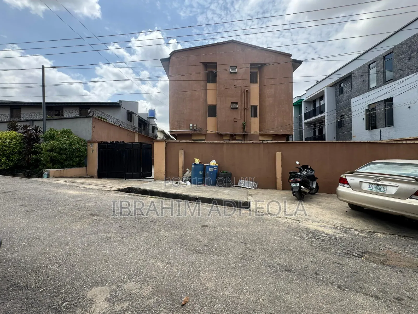 3bdrm Block of Flats in Ojodu, Berger for sale in Berger