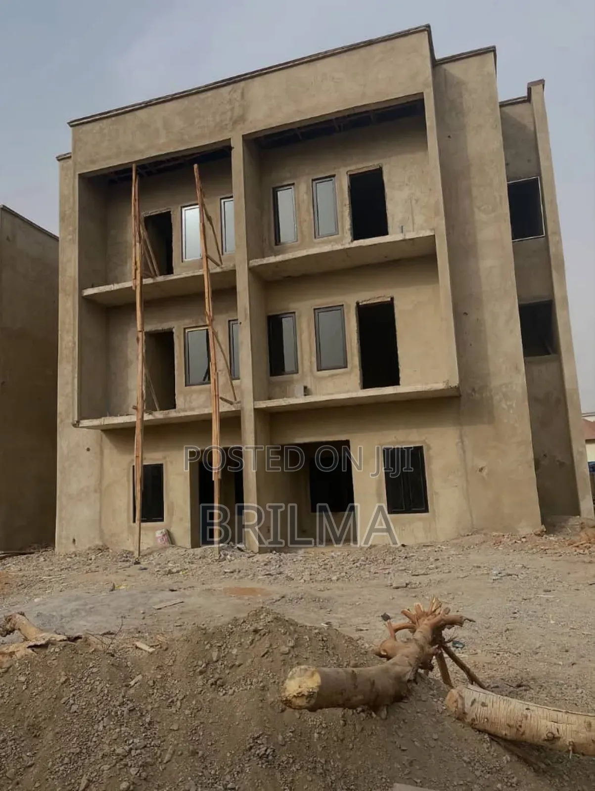 4bedrooms Semi Detached With Bq In Wuye For Sale in Wuye