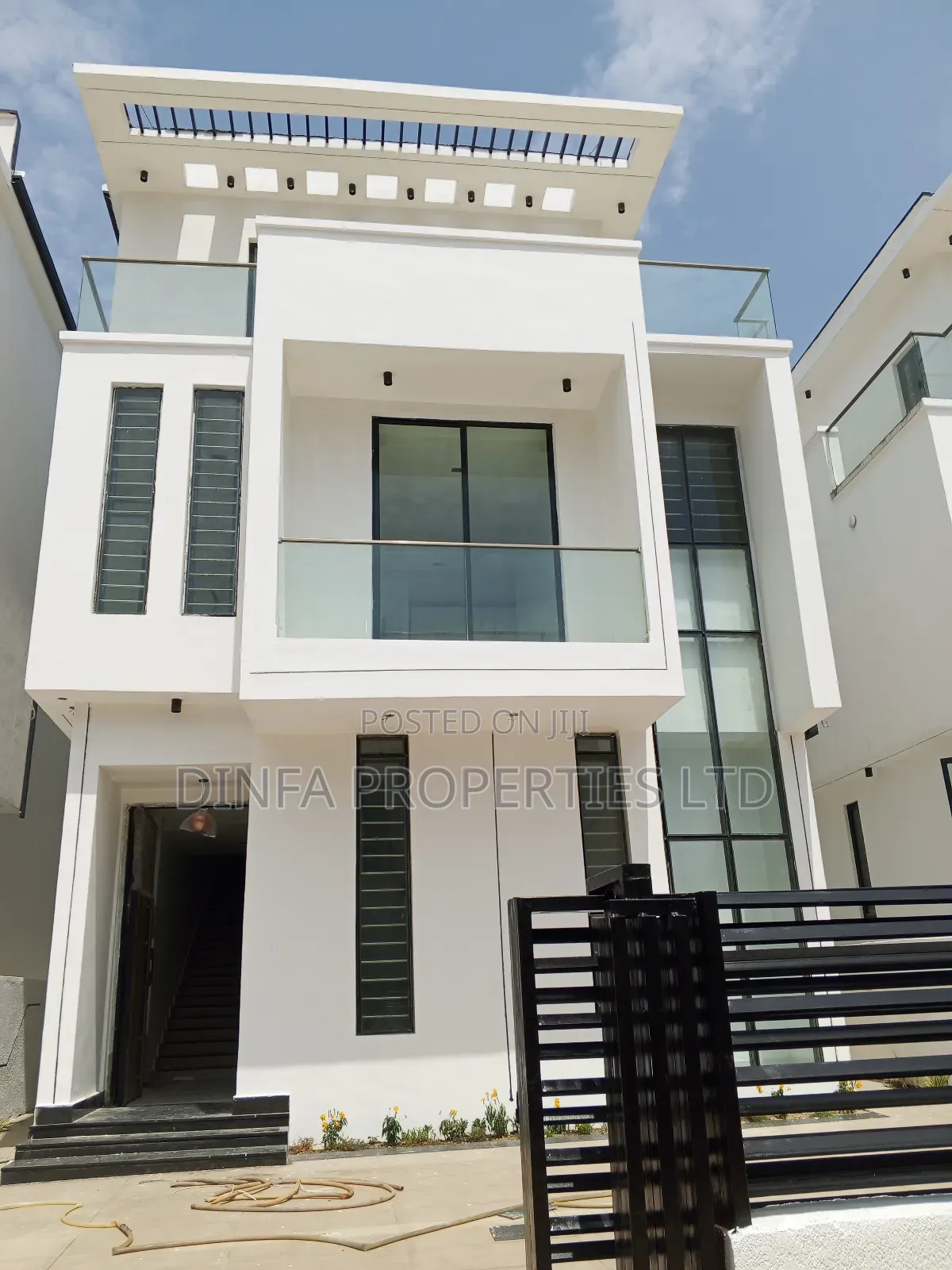 5bdrm Duplex in Lekki Toll Gate, Chevron for sale in Chevron