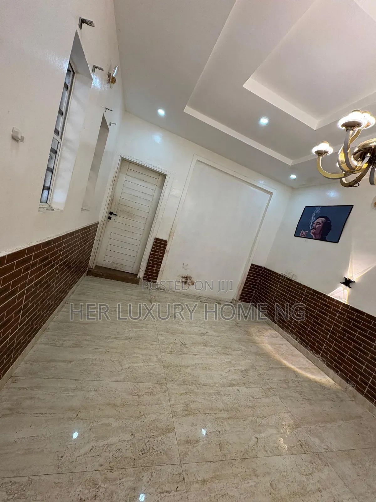 Mini Flat in Chevron for rent in Chevron