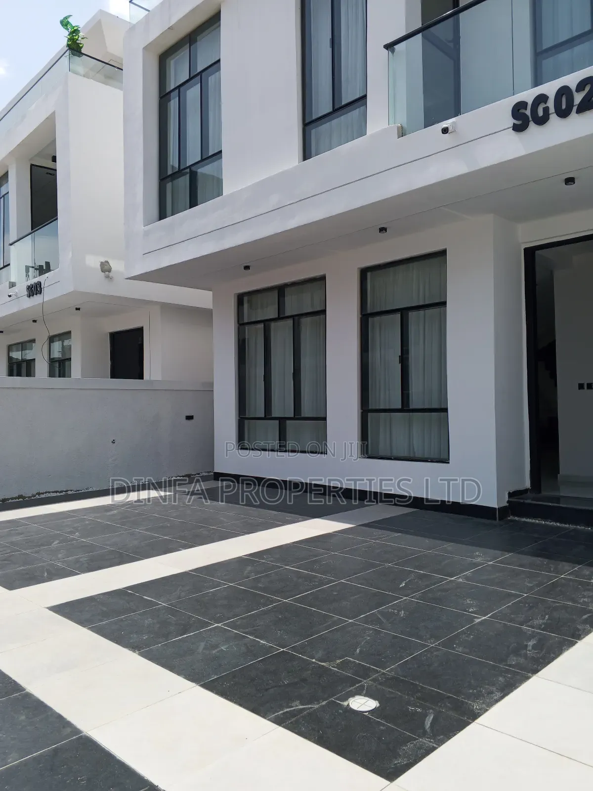 5bdrm Duplex in Lekki Toll Gate, Chevron for sale in Chevron