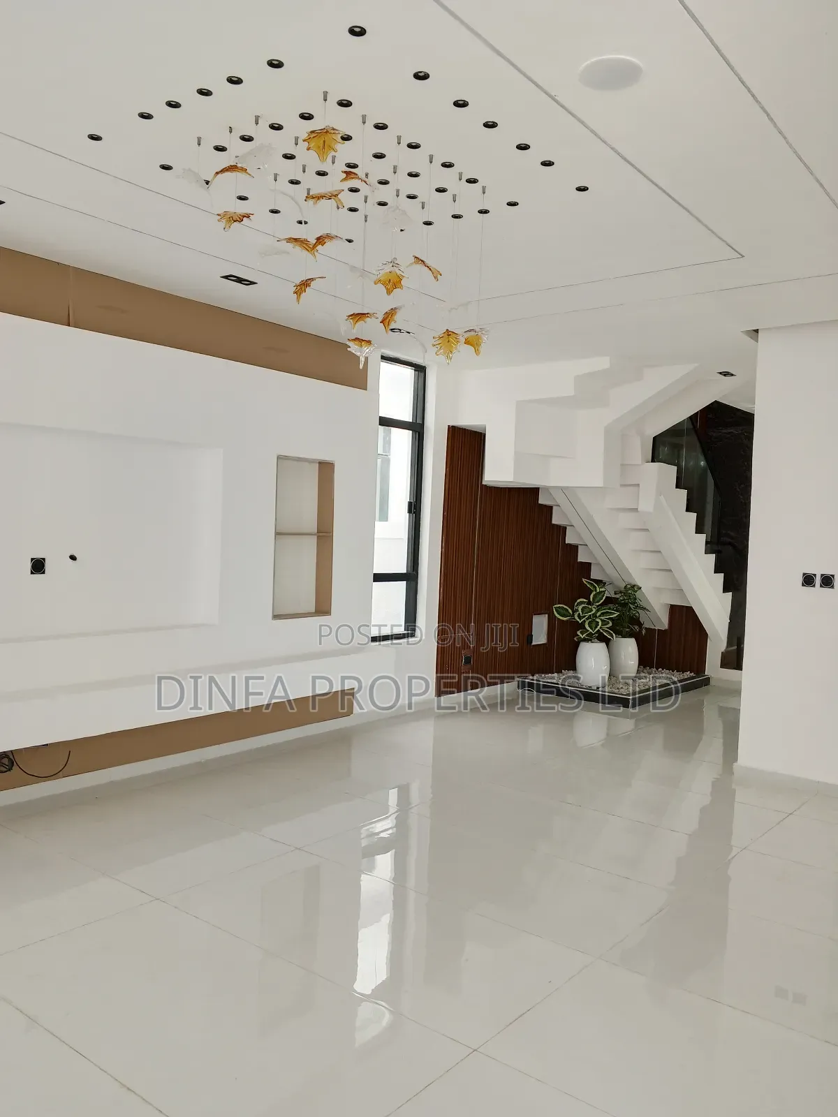 5bdrm Duplex in Lekki Toll Gate, Chevron for sale in Chevron