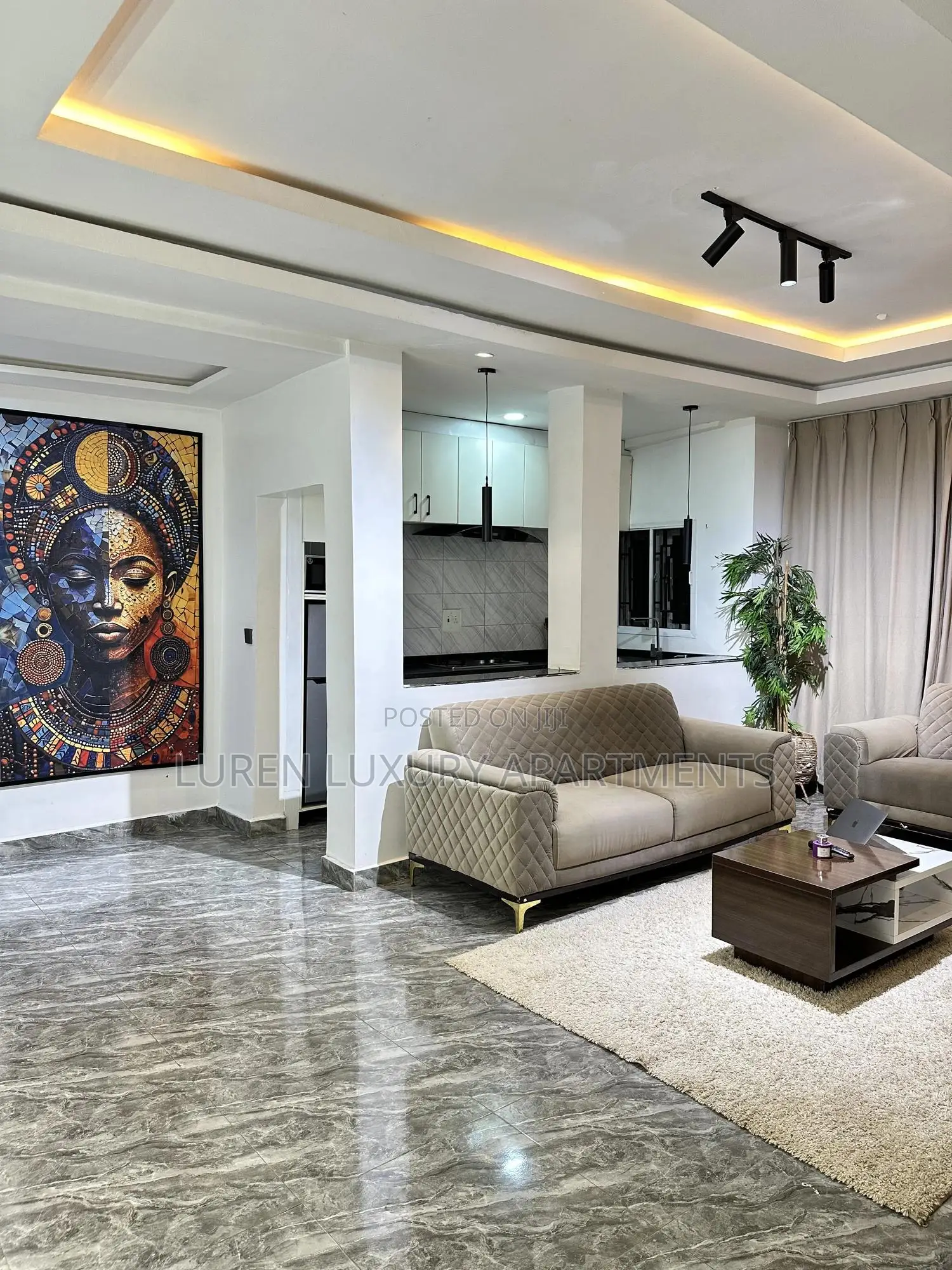 3 Bedroom Apartment With Ps5, Basketball Court Beautiful Aesthetics in Katampe (Main)