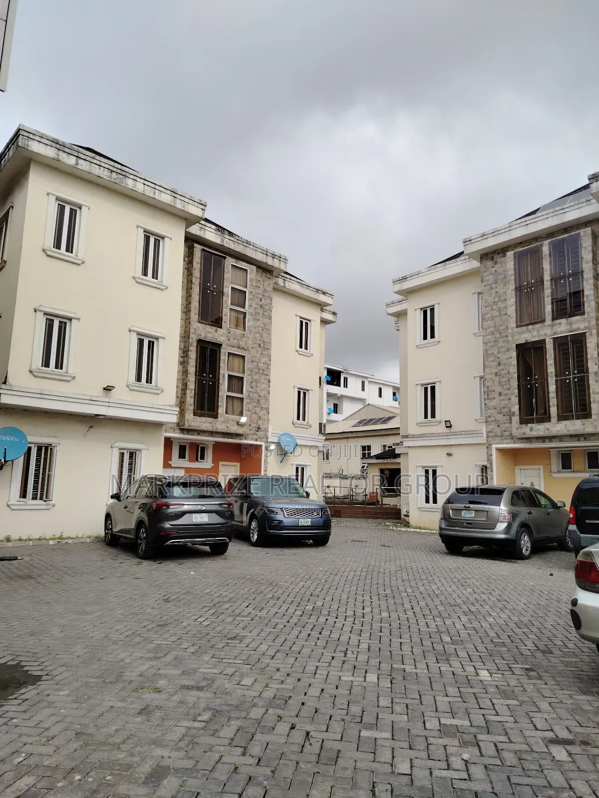 4bdrm Duplex in Ikate Lekki Lagos for sale in Ikate