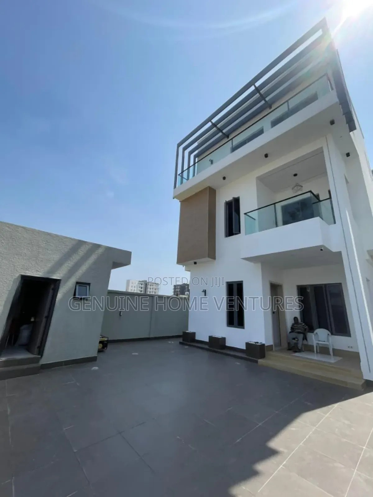 5bdrm Duplex in Lekki Phase One for sale in Lekki Phase 1