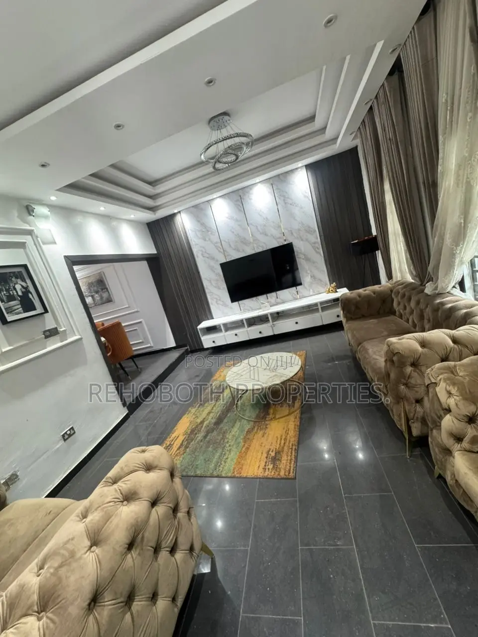 Furnished 4bdrm Duplex in Oladosu Street, for rent in CHallenge / Ibadan