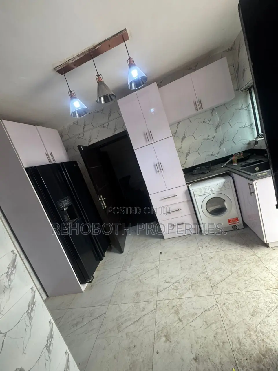 Furnished 4bdrm Duplex in Oladosu Street, for rent in CHallenge / Ibadan