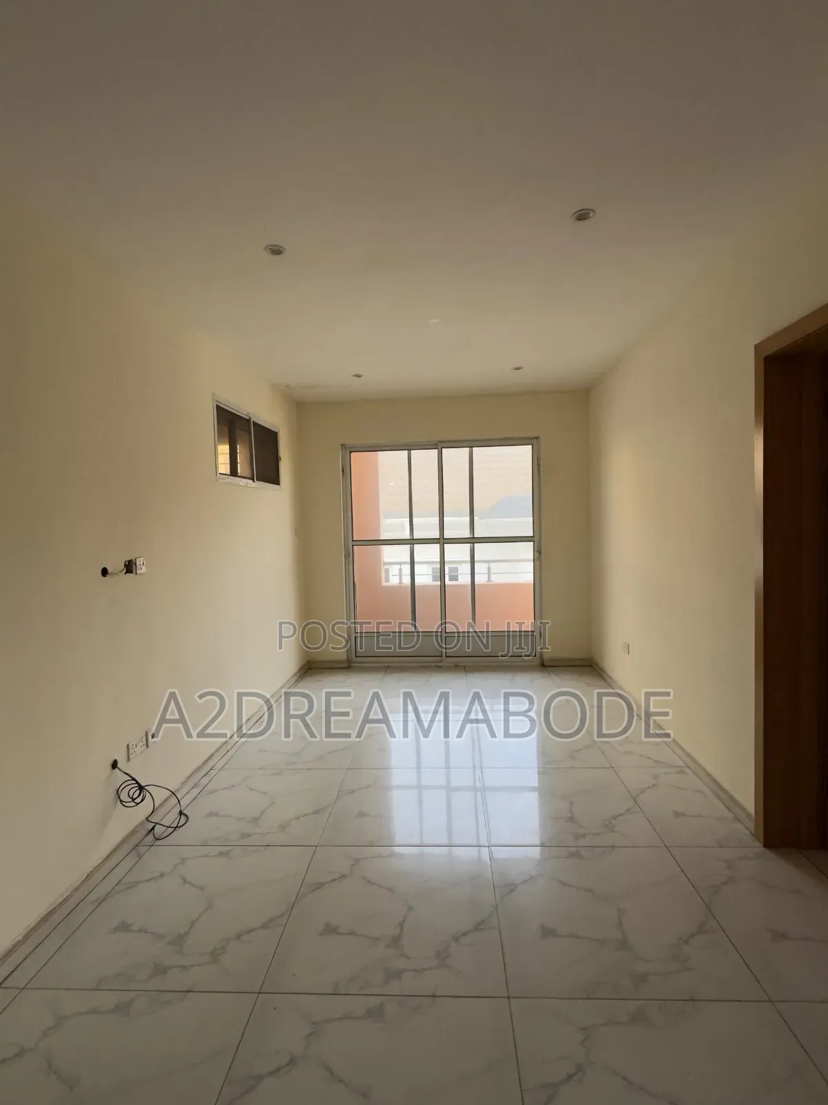 3bdrm Apartment in Ikeja Gra for rent in Ikeja GRA