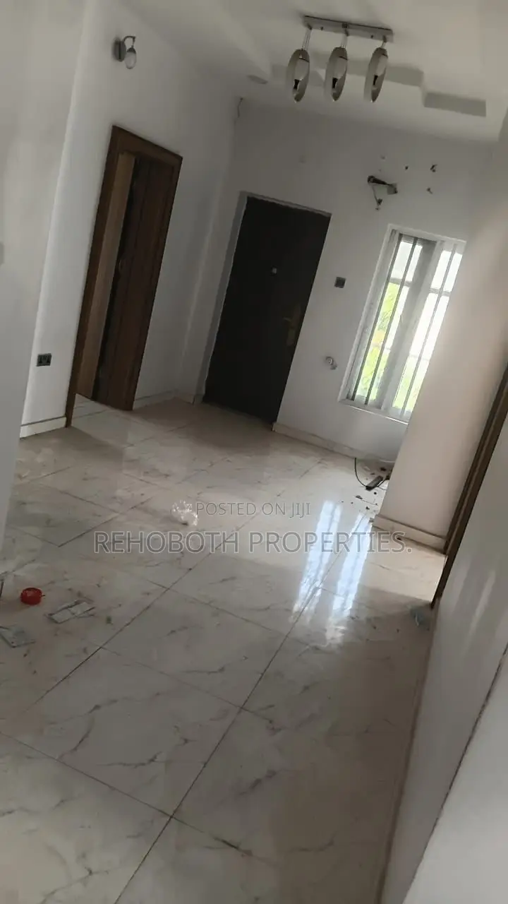 4bdrm Duplex in Jericho for rent in Jericho