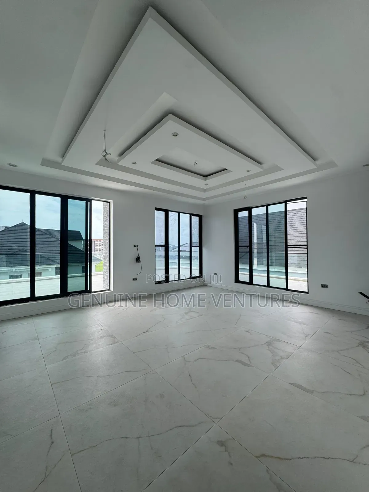 5bdrm Duplex in (Luxury) Ikate for rent in Ikate
