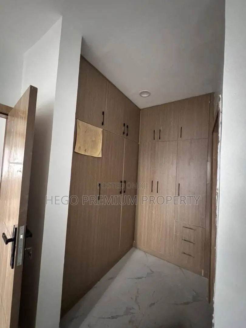 4bdrm Duplex in Estate, Rukpokwu for sale in Rukpokwu