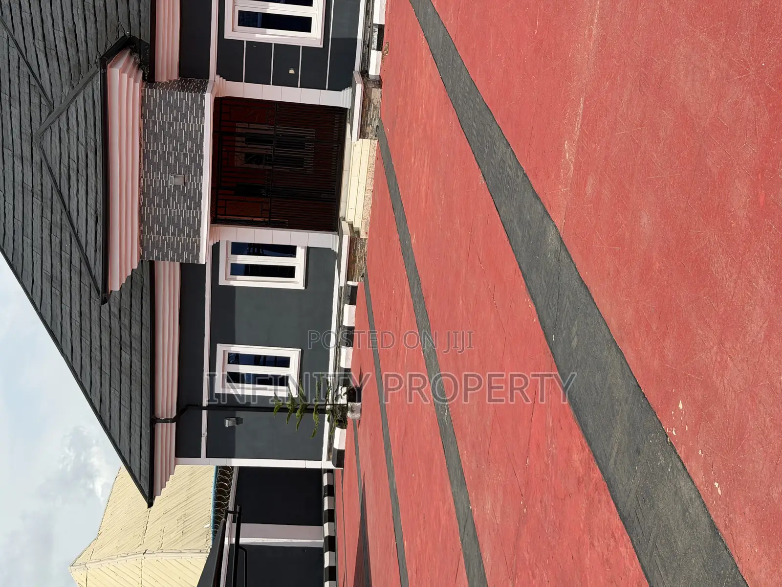 4bdrm Bungalow in Ogheghe, Benin City for sale in Benin City
