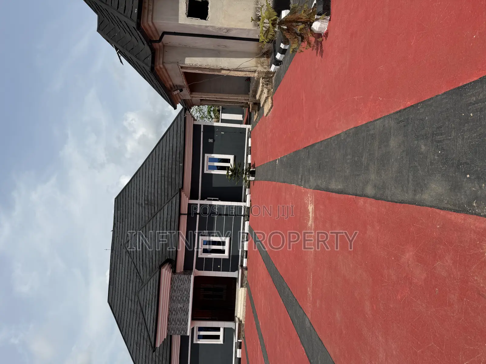 4bdrm Bungalow in Ogheghe, Benin City for sale in Benin City
