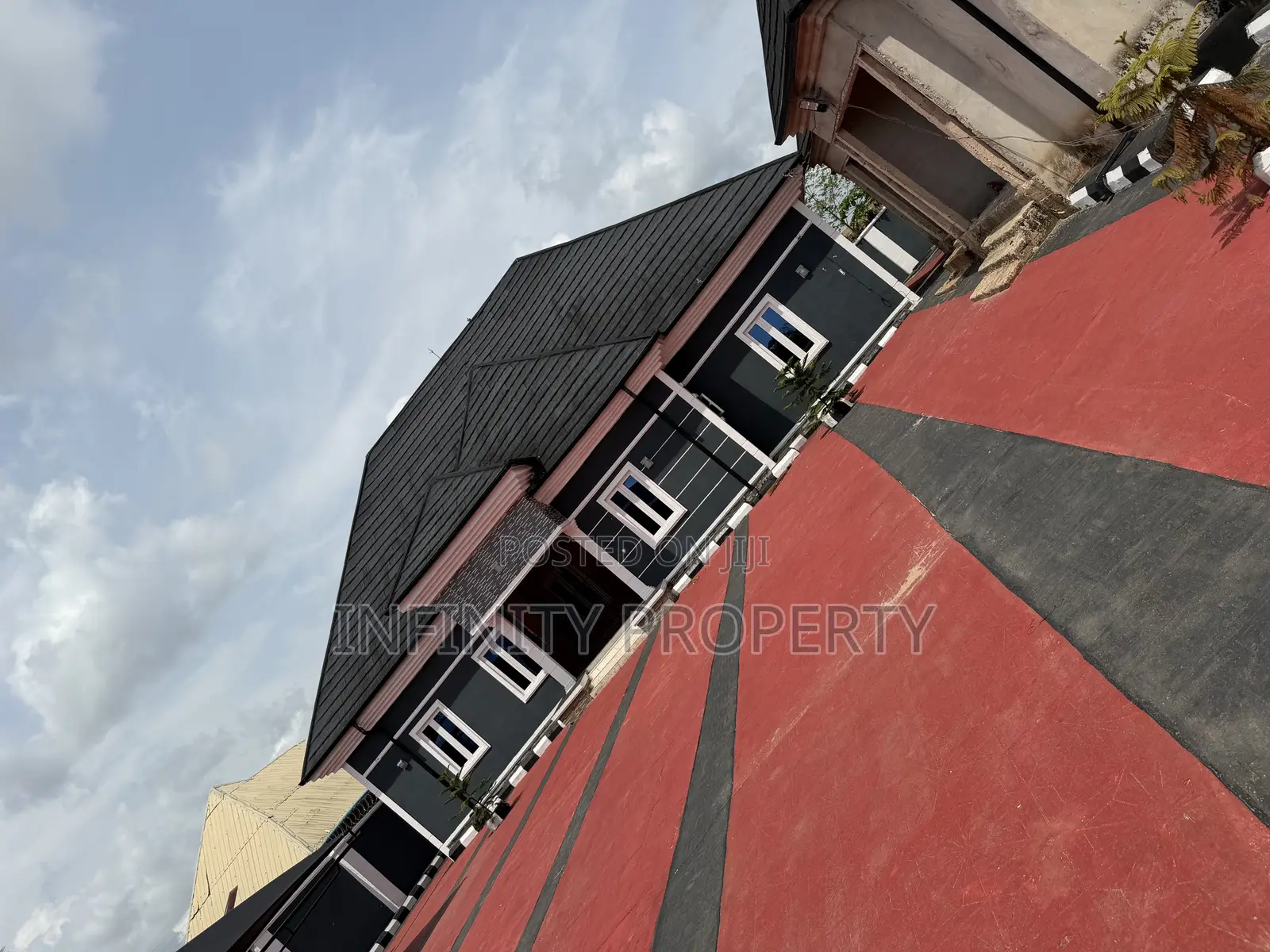 4bdrm Bungalow in Ogheghe, Benin City for sale in Benin City