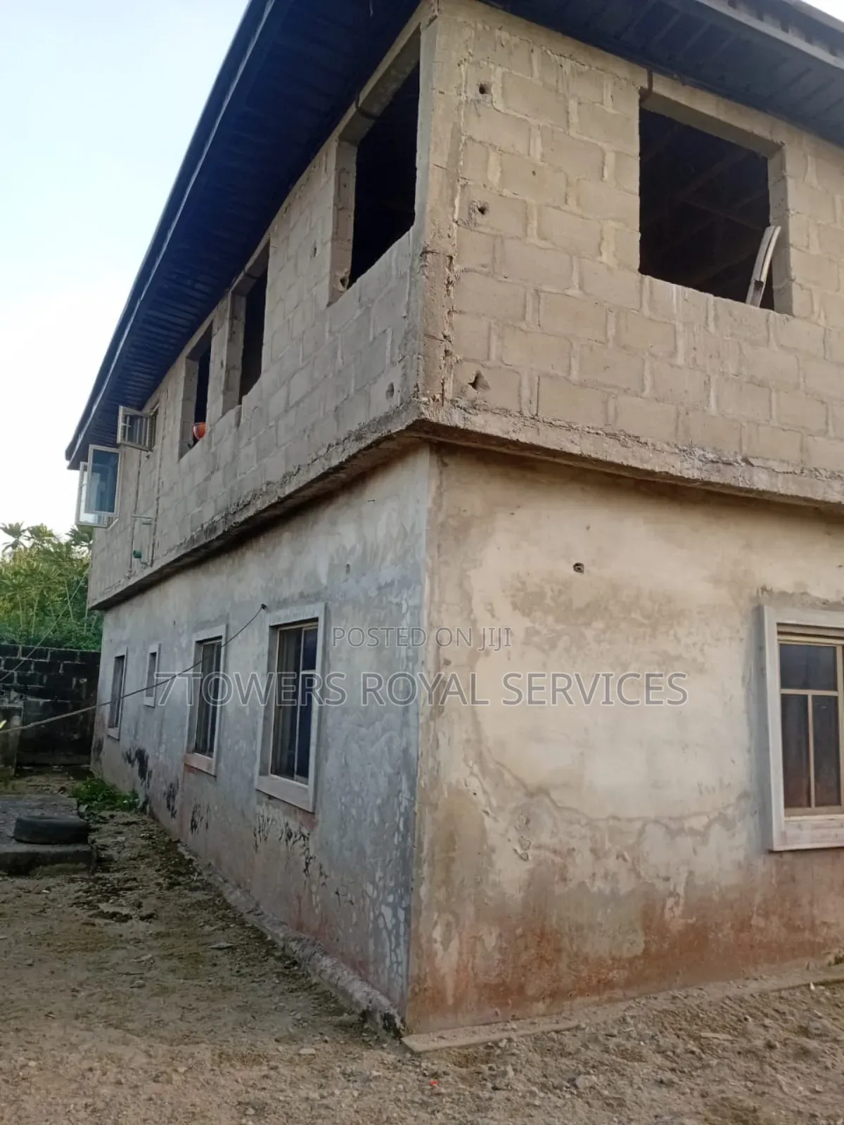 5bdrm Duplex in Awoyay, Awoyaya for sale in Awoyaya
