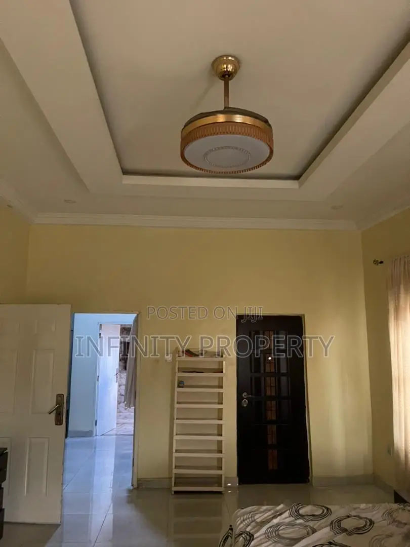 5bdrm Duplex in Guobadia, Benin City for sale in Benin City