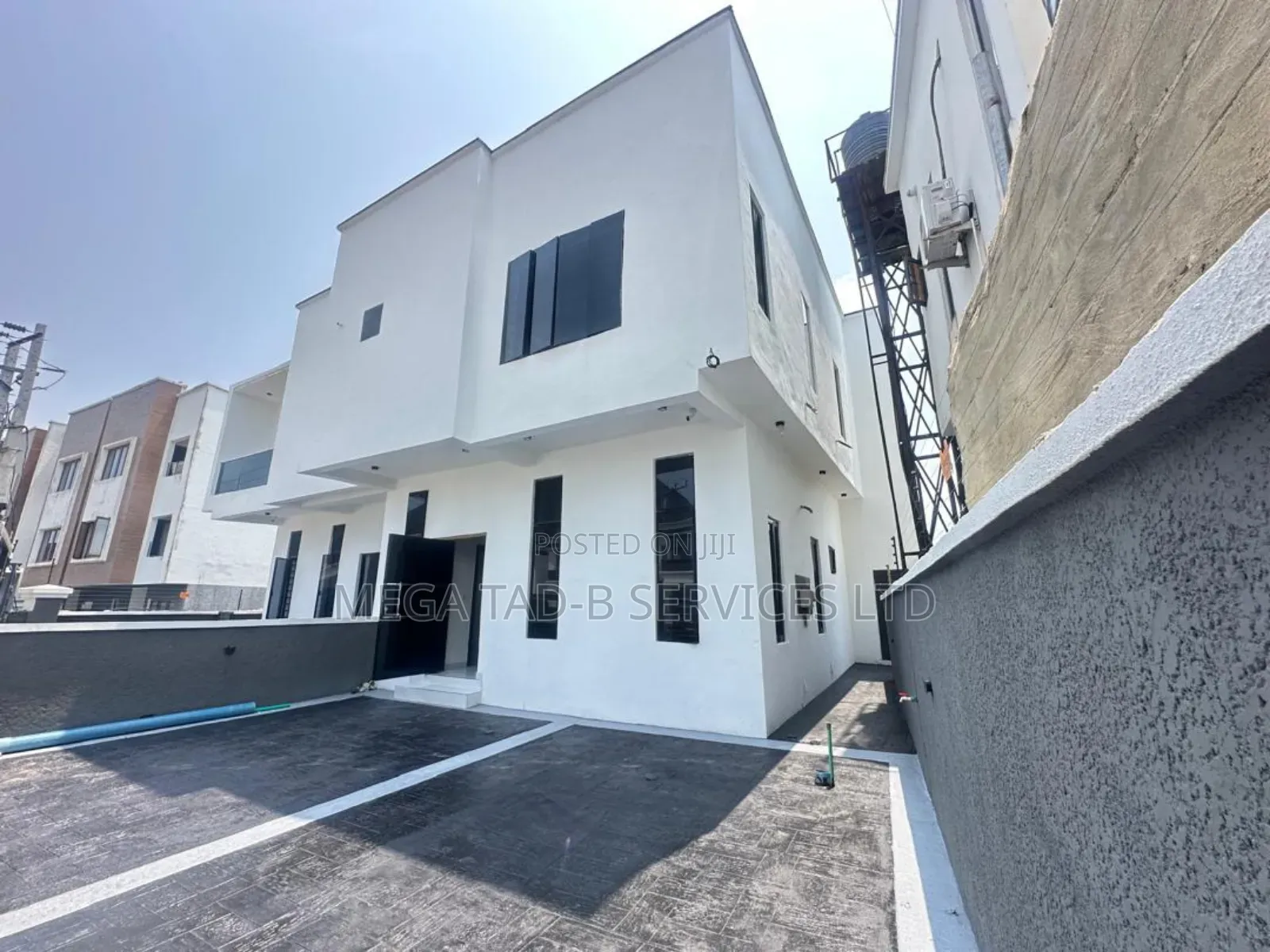 4bdrm Duplex in Orchid Estate, Lekki Phase 2 for rent in Lekki Phase 2