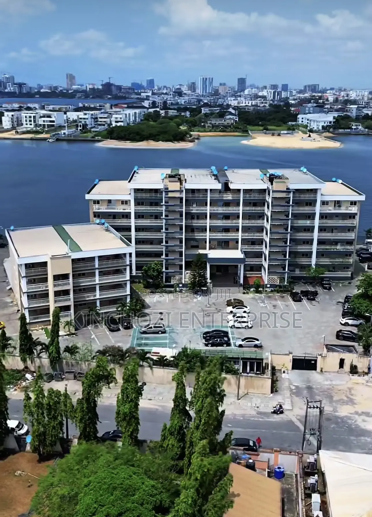 3bdrm Block of Flats in Lekki Phase 1 for rent in Lekki Phase 1