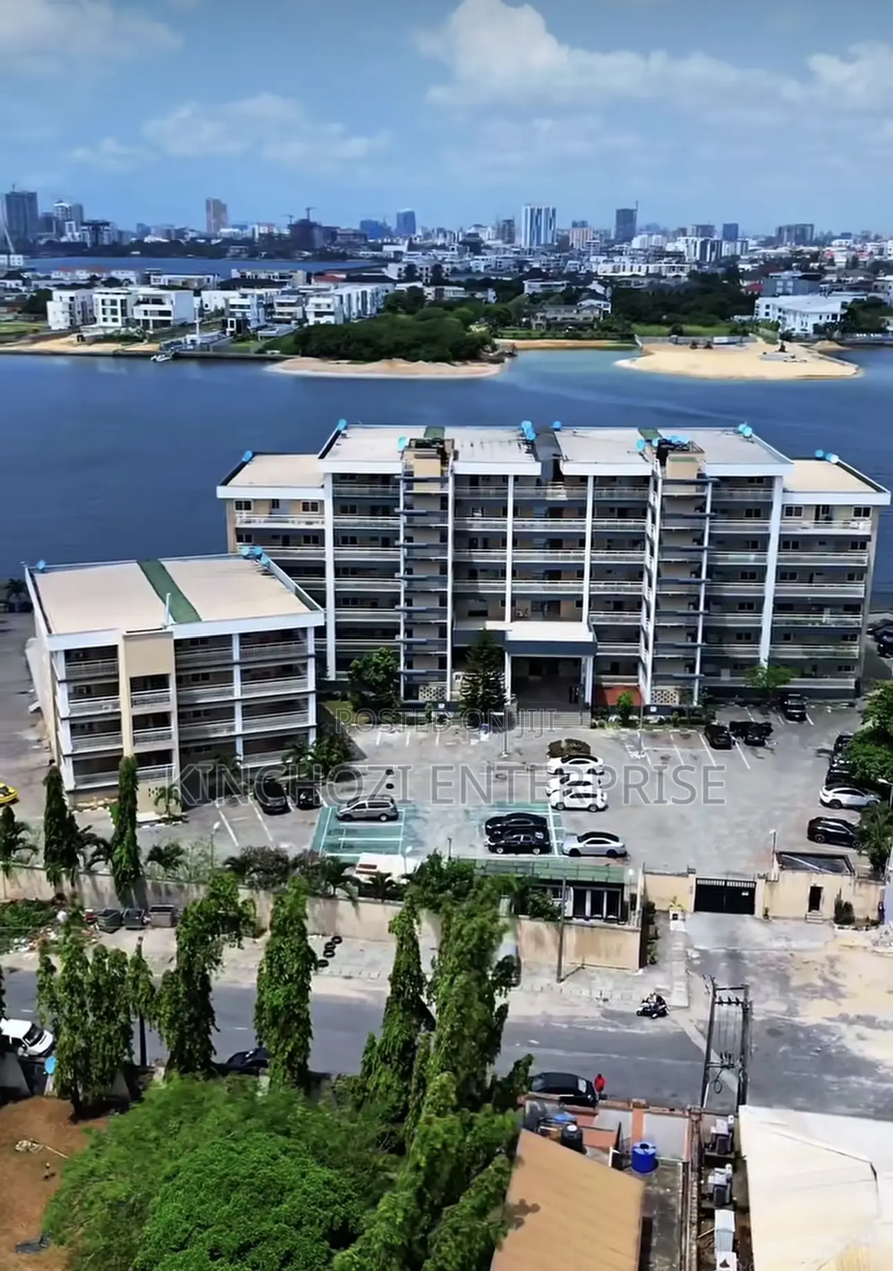 3bdrm Block of Flats in Lekki Phase 1 for rent in Lekki Phase 1