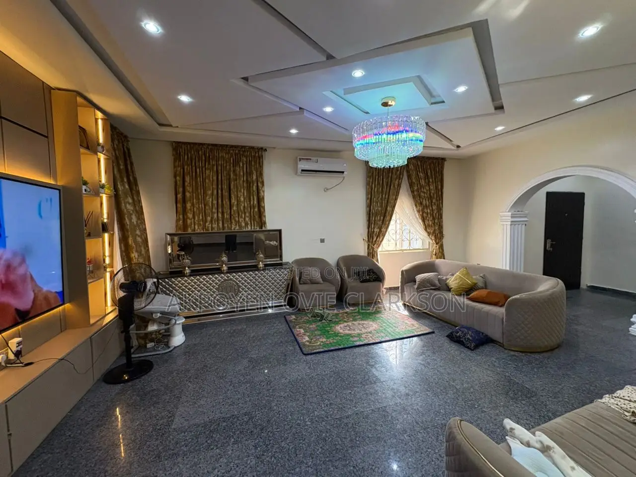 5bdrm Bungalow in Life Camp for sale in Life Camp