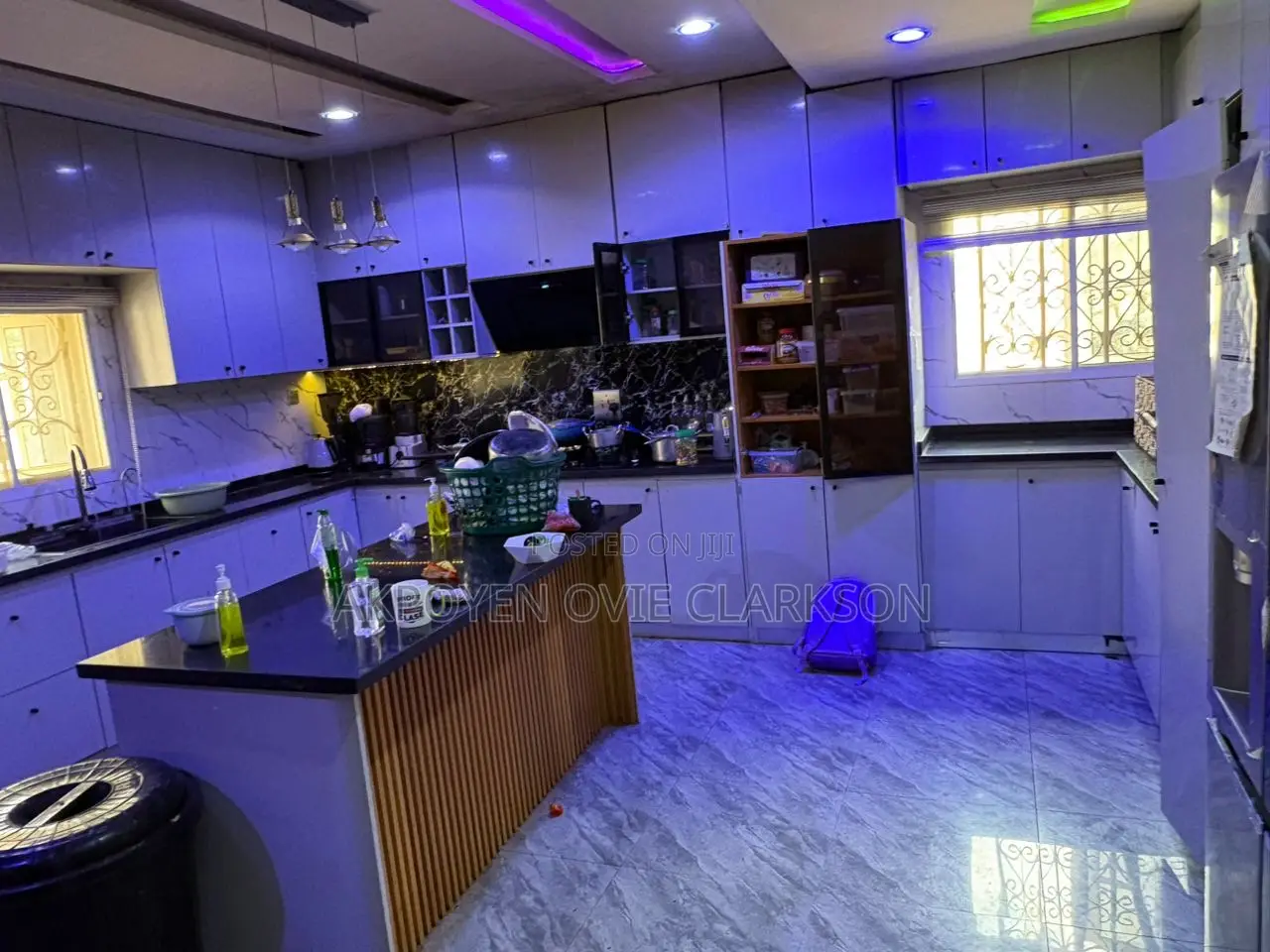 5bdrm Bungalow in Life Camp for sale in Life Camp