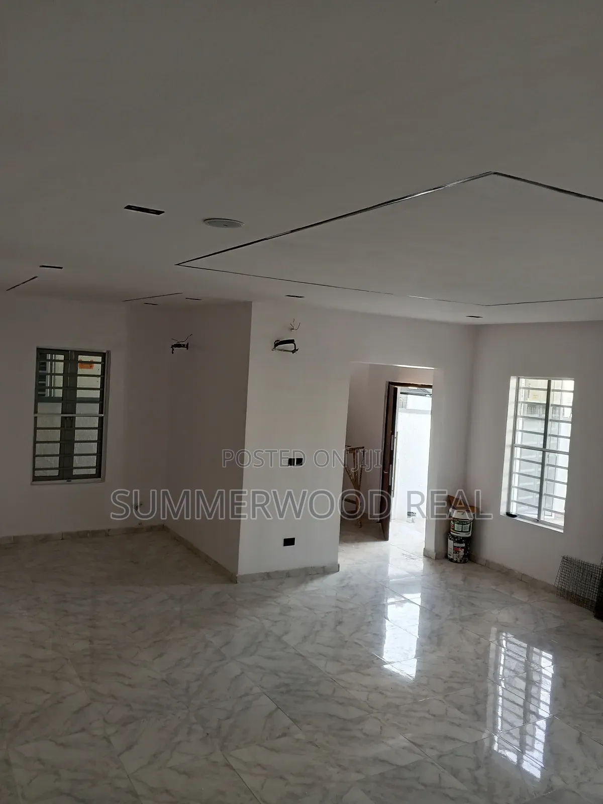 5bdrm Duplex in Lekki Phase 2 for rent in Lekki Phase 2