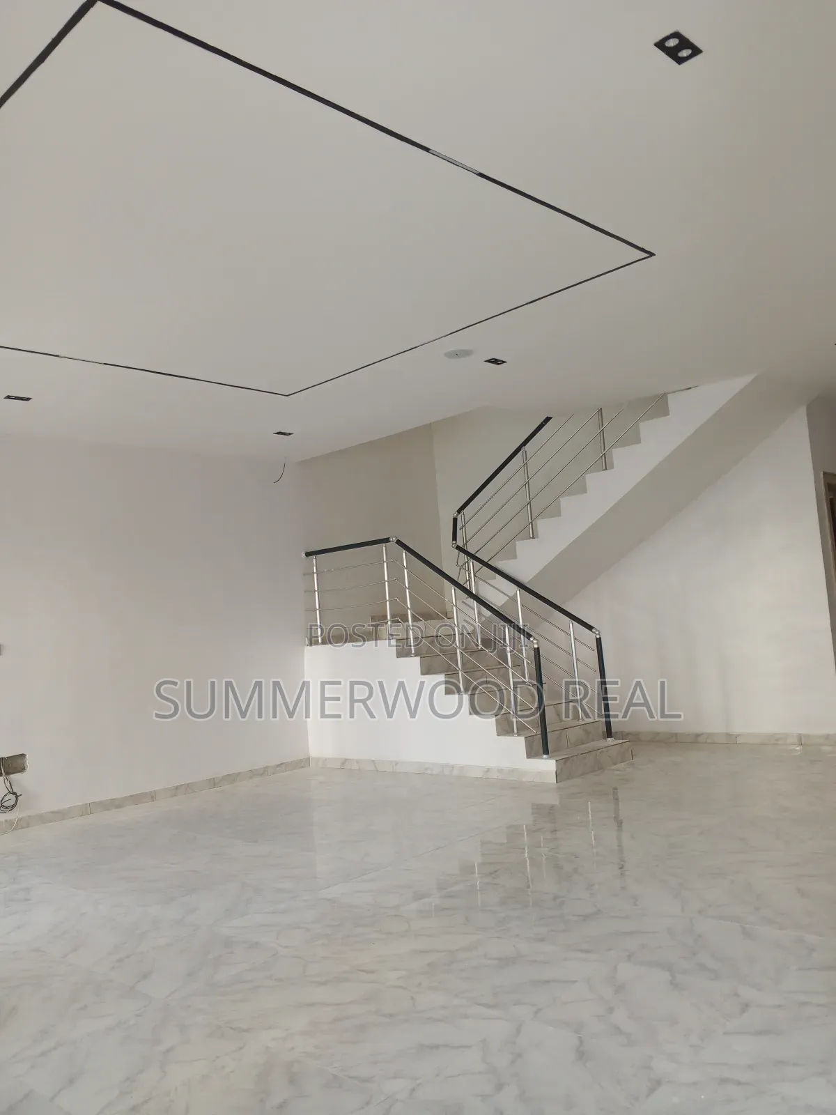 5bdrm Duplex in Lekki Phase 2 for rent in Lekki Phase 2
