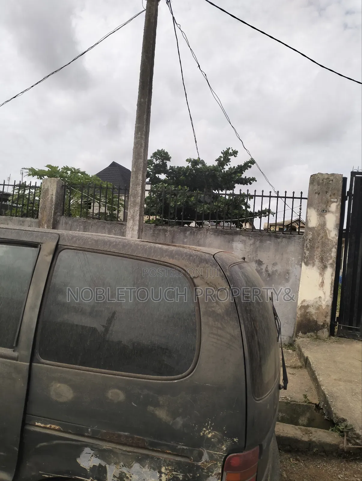 3bdrm Block of Flats in Ikotun Idimu Lagos, Iseri Olofin for sale in Iseri Olofin