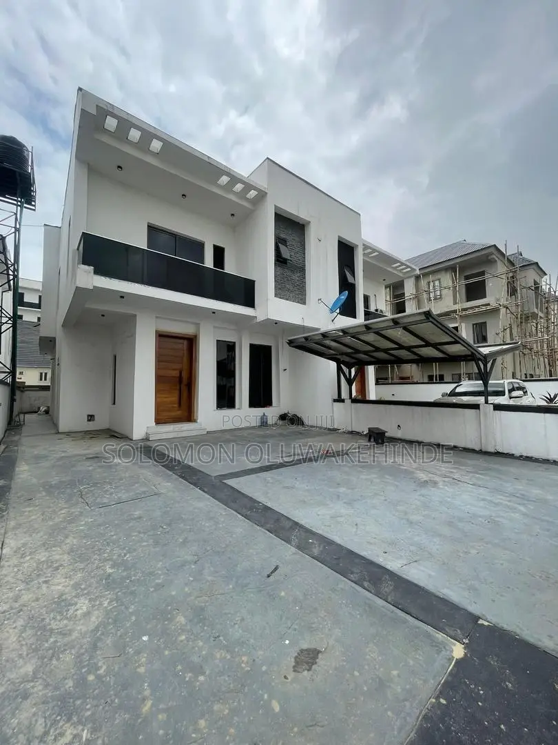 4bdrm Duplex in Ikate for sale in Ikate