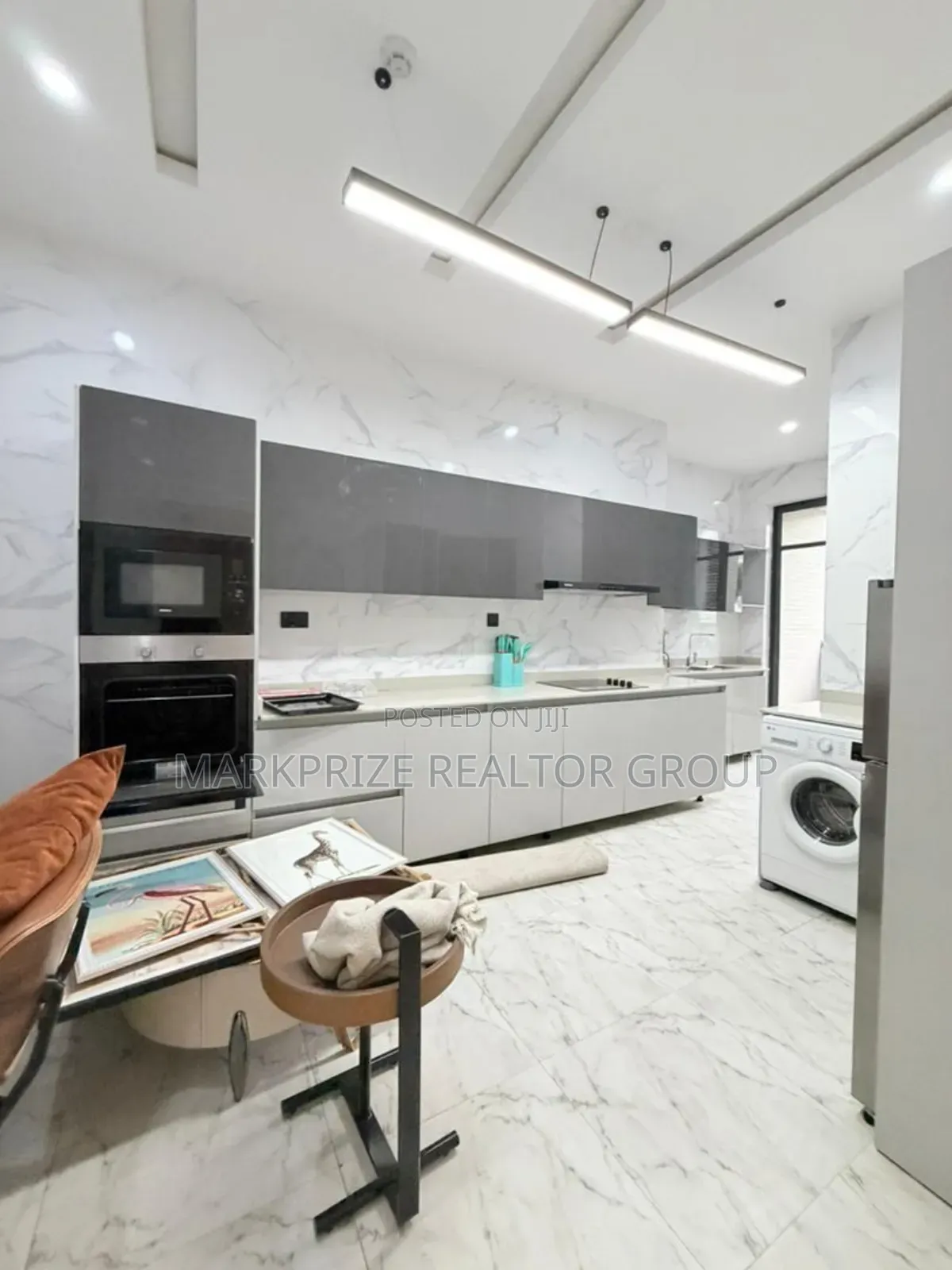 3bdrm Apartment in Ikeja Gra for sale in Ikeja GRA