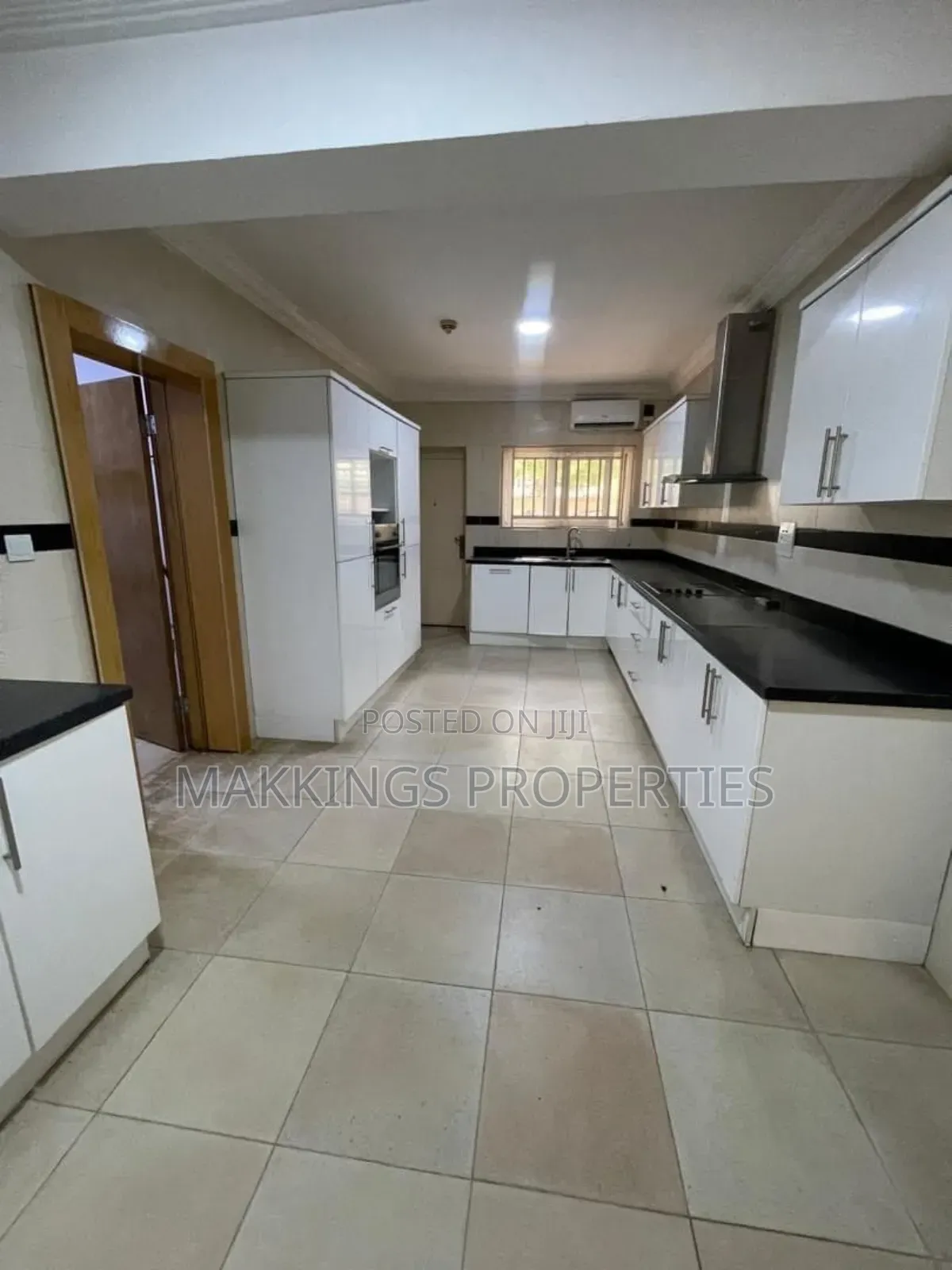 3bdrm Apartment in Banana Island for rent in Banana Island