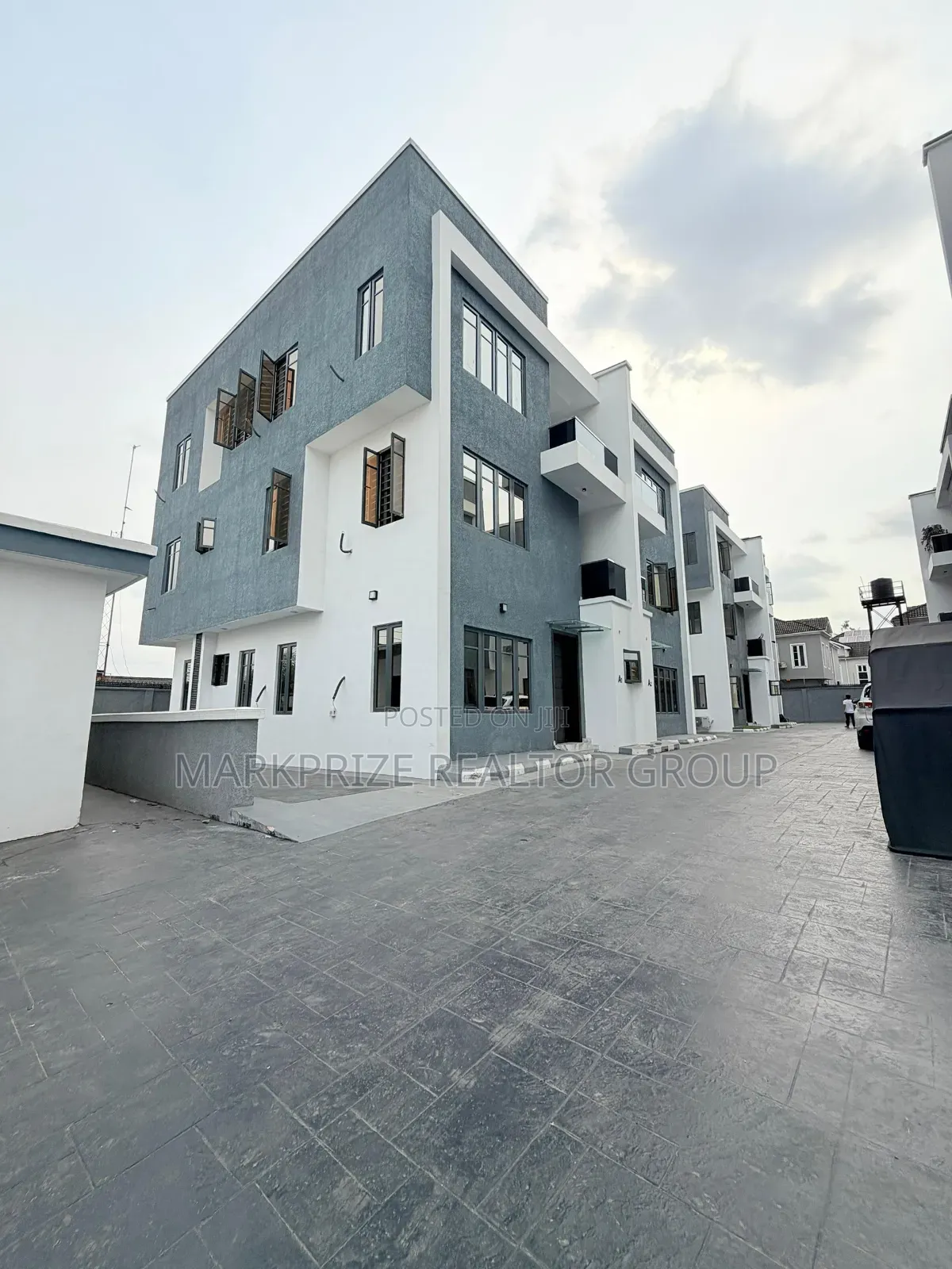 Furnished 4bdrm Duplex in Maryland Lagos for sale in LSDPC Maryland Estate