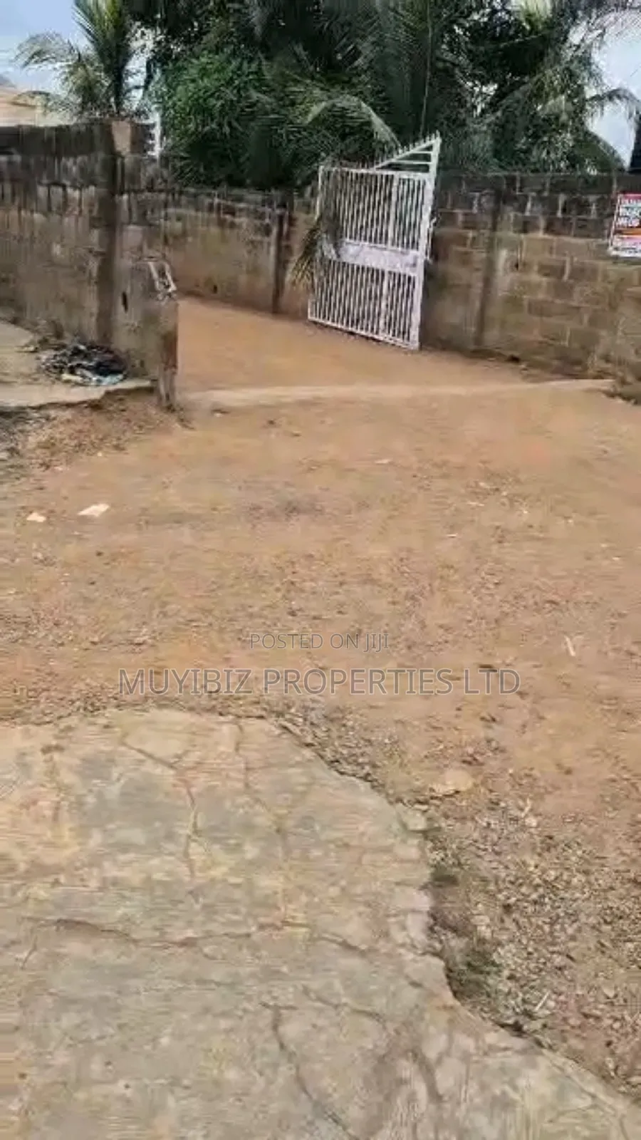 Sales at Olusey Eleyele Ibadan Commercial Land of Size 2571sqm in Eleyele