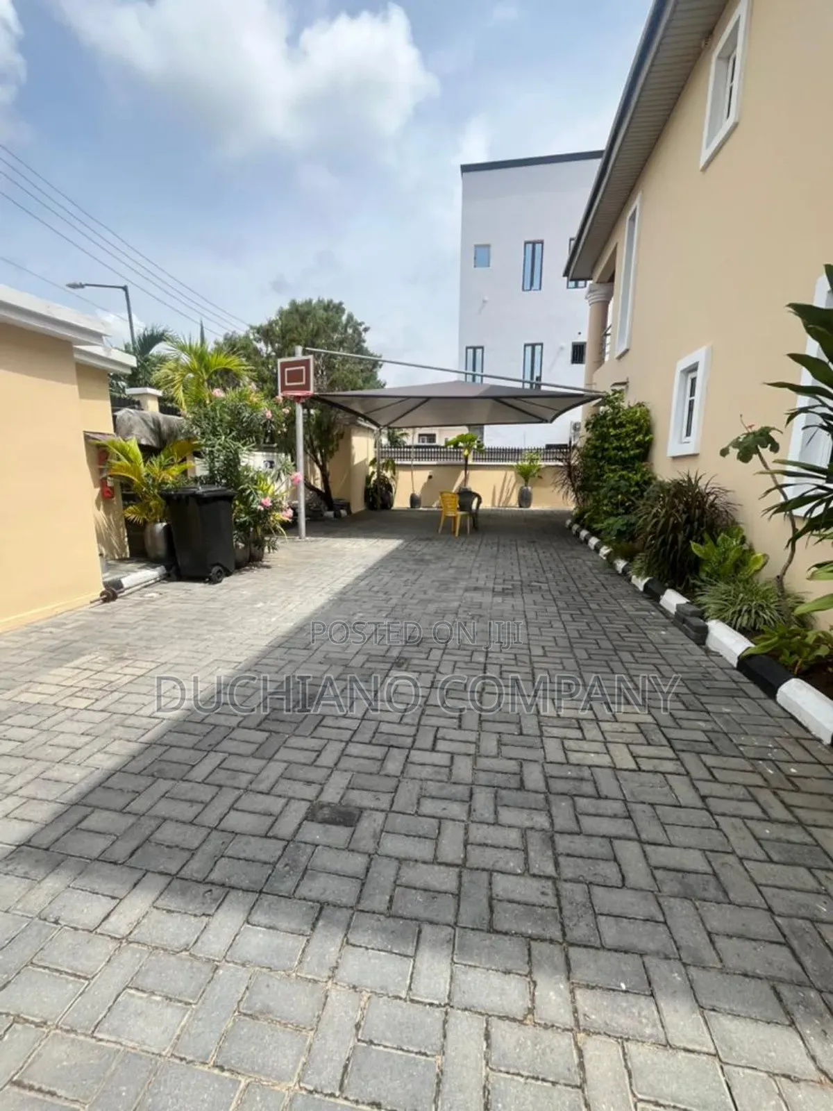 Furnished 4bdrm Duplex in Lekki Phase 1 for rent in Lekki Phase 1