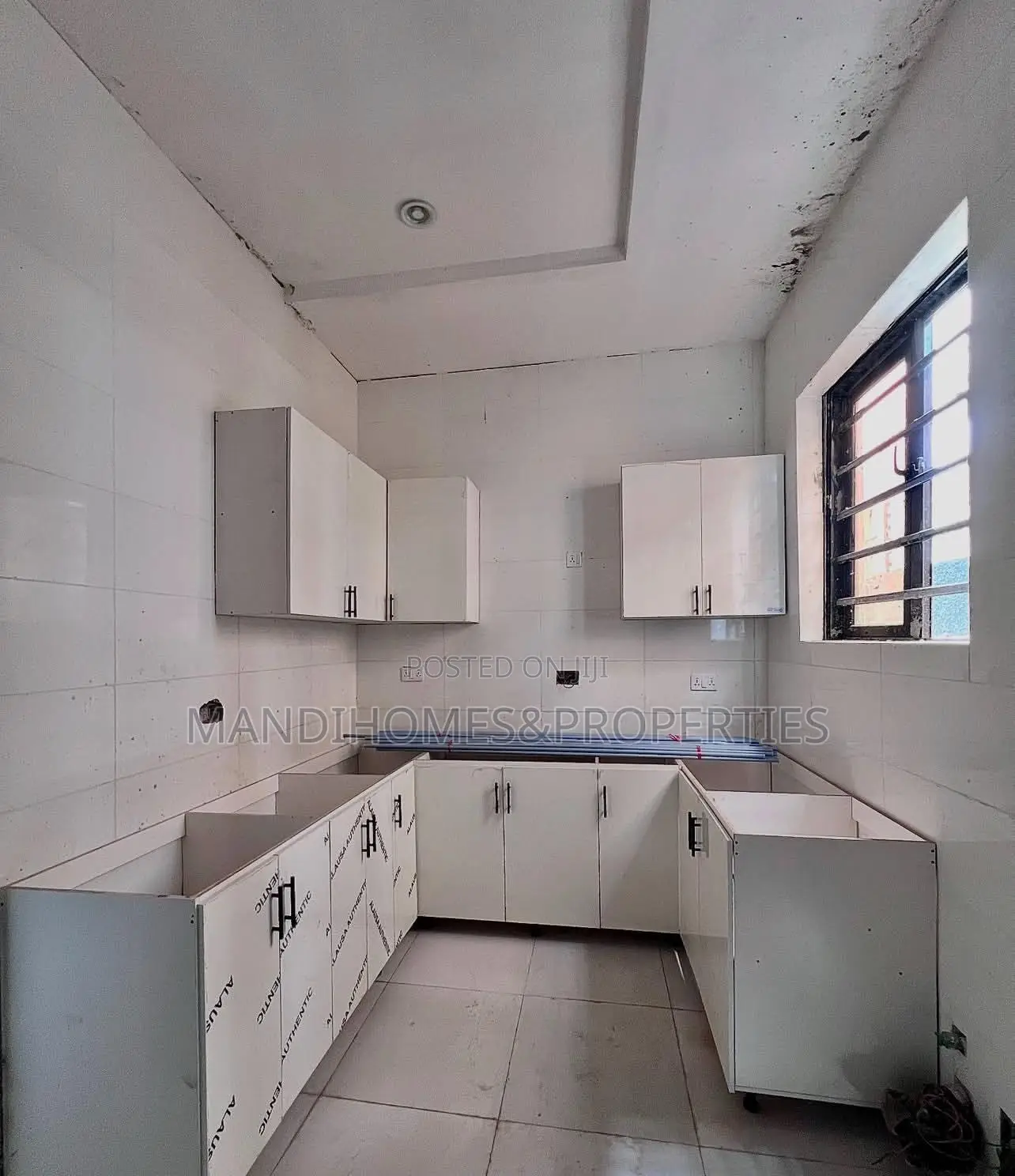 4bdrm Duplex in G.R.A., Lekki for sale in Lekki