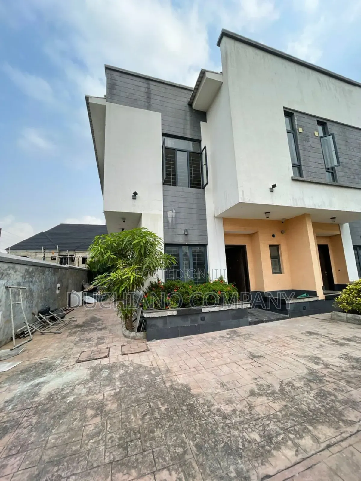 4bdrm Duplex in Ado / Ajah for sale in Ado / Ajah