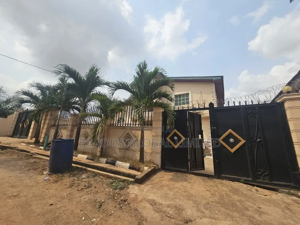 3bdrm Duplex in Elite Road, Idi-Aba, Abeokuta South for sale in Abeokuta South