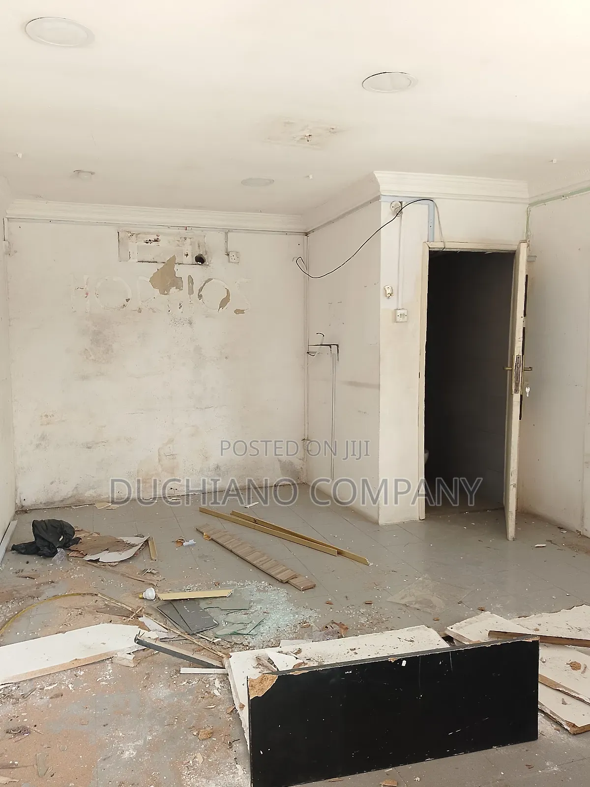 20 SQM Shop, Upstairs Off Opebi Road, Ikeja in Opebi