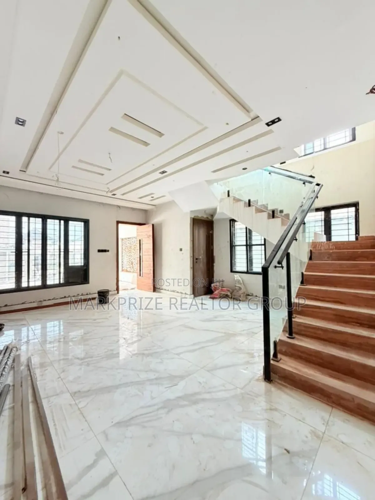 4bdrm Duplex in Omole Phase 2 Ikeja for sale in Omole Phase 2