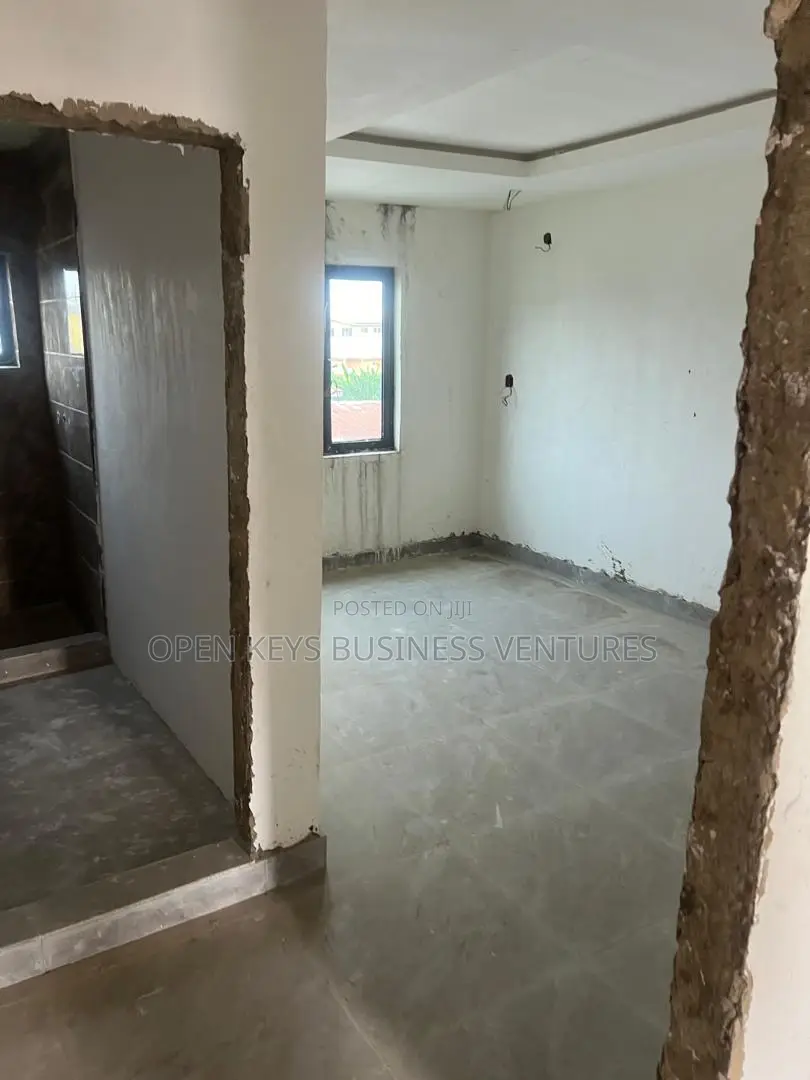 4bdrm Duplex in Majerita Hotel, Adeoyo for sale in Adeoyo