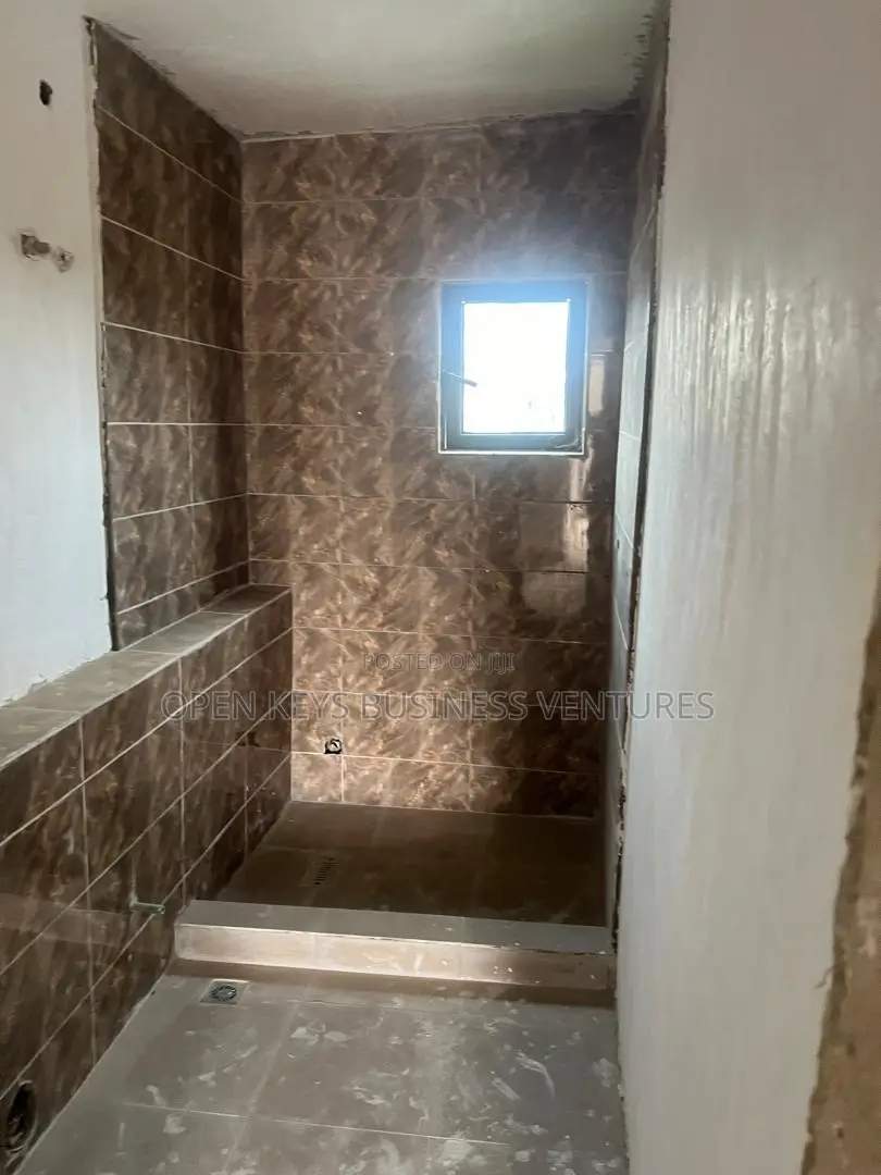 4bdrm Duplex in Majerita Hotel, Adeoyo for sale in Adeoyo