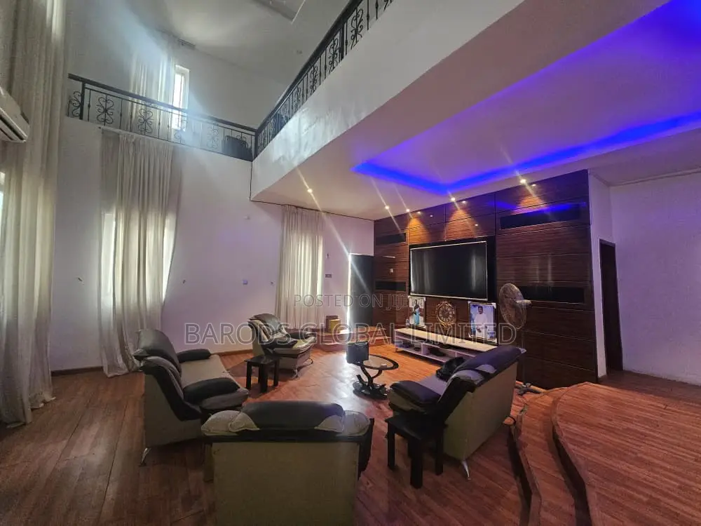 6bdrm Duplex in Lipede Estate,, Abeokuta South for sale in Abeokuta South